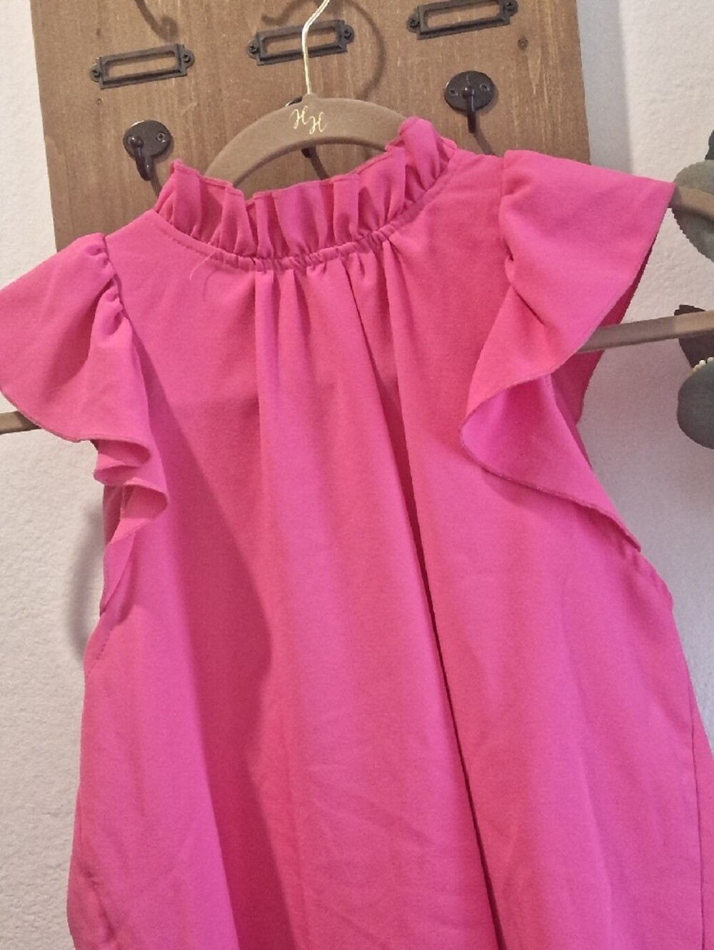 Pink Ruffle Sleeve - Entro - Picture 2 of 5